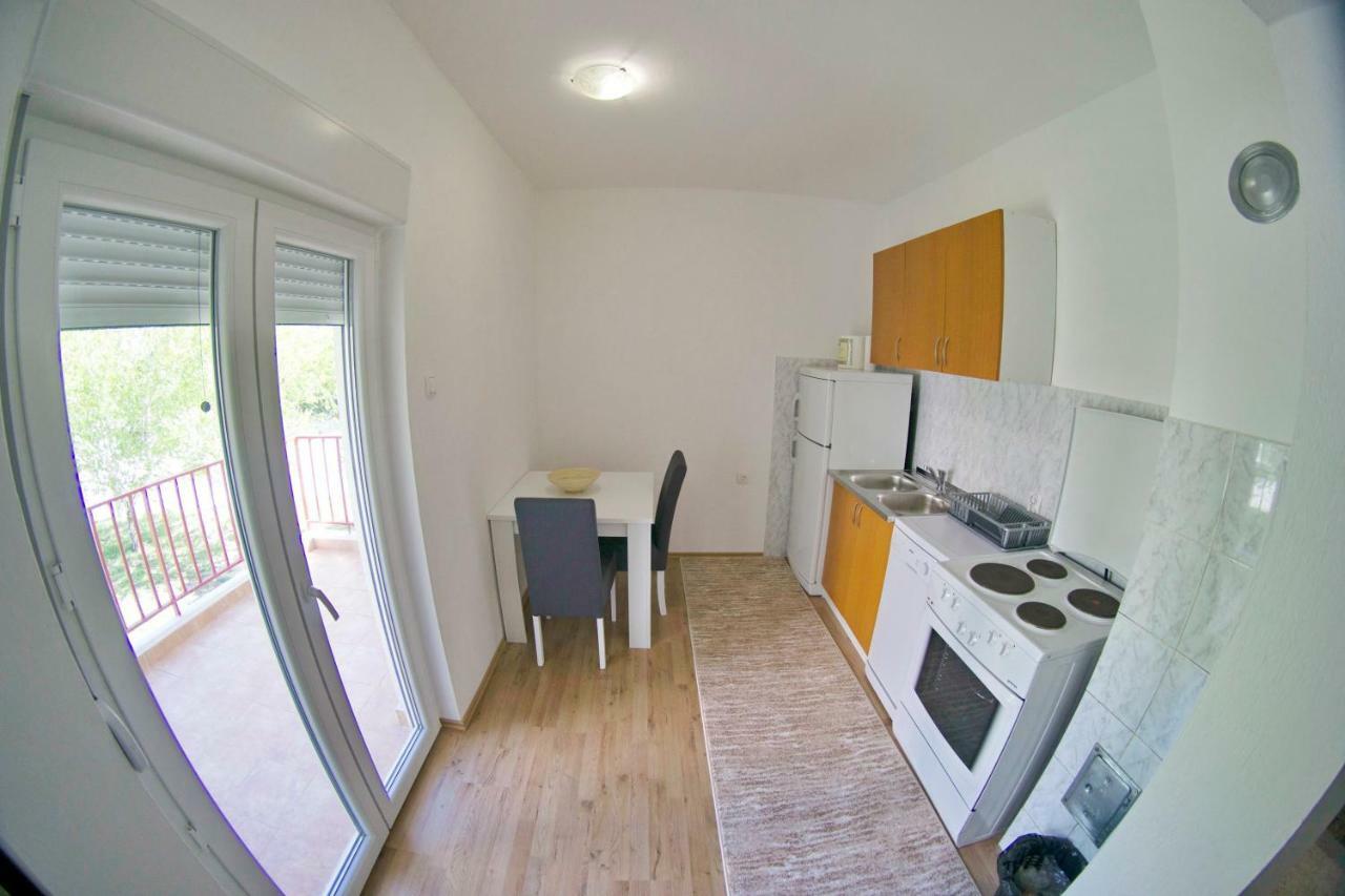 Apartmani Ambasador Trebinje Eksteriør bilde