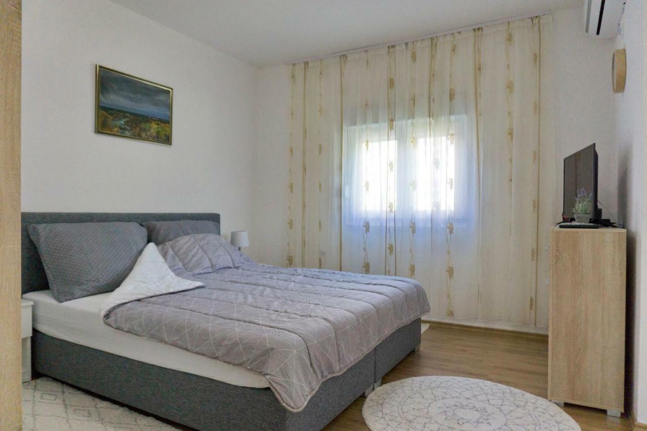 Apartmani Ambasador Trebinje Eksteriør bilde